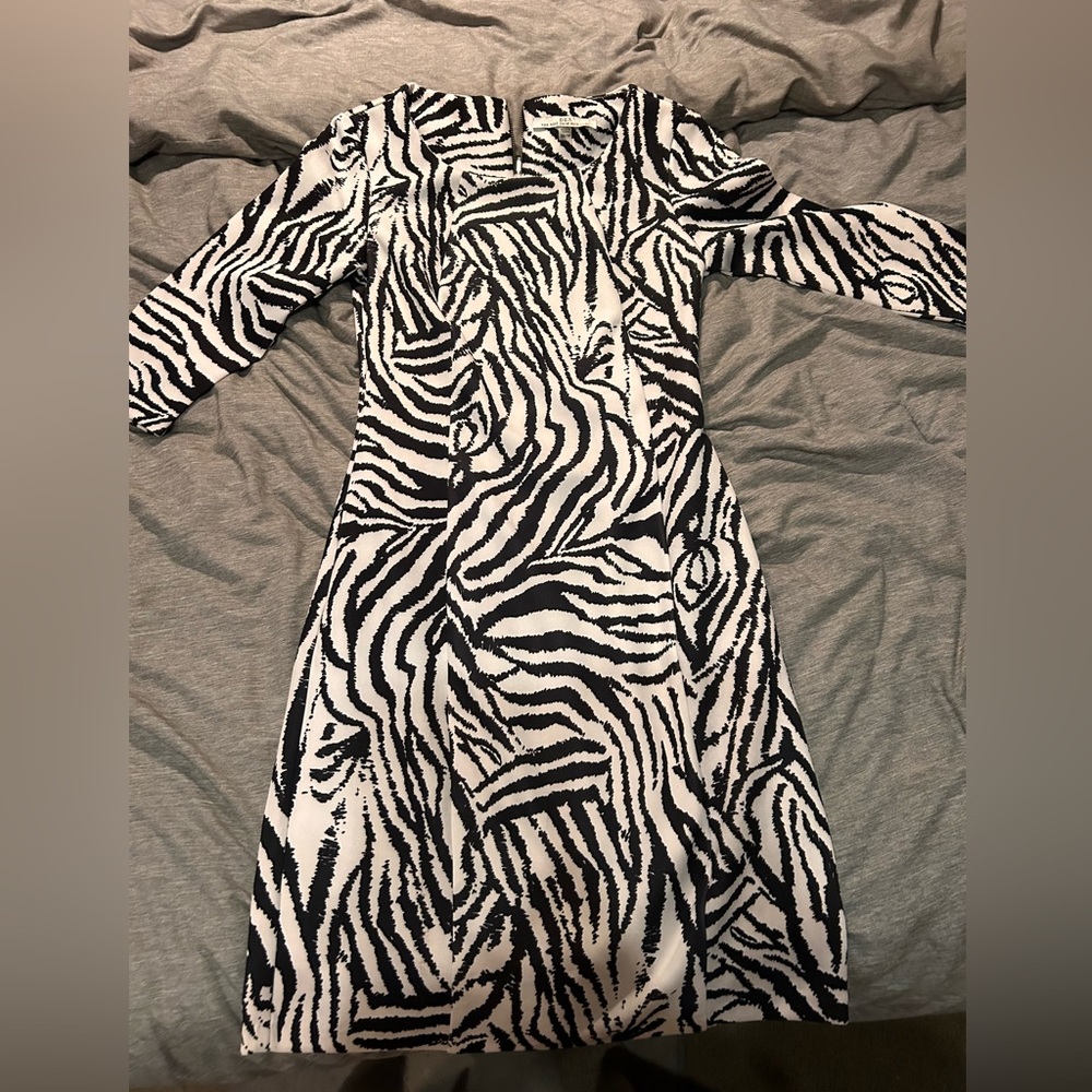 Black and white dress